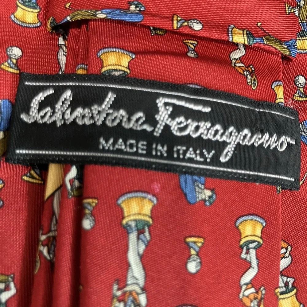 Salvatore Ferragamo Silk Necktie Red Golf Player Trophy Novelty Print Made Italy